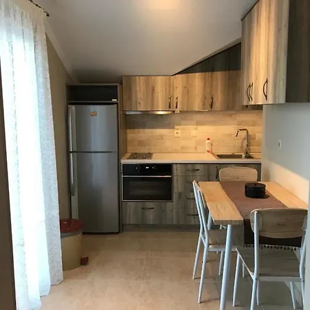 Marinos Sea View 2 * 포로스